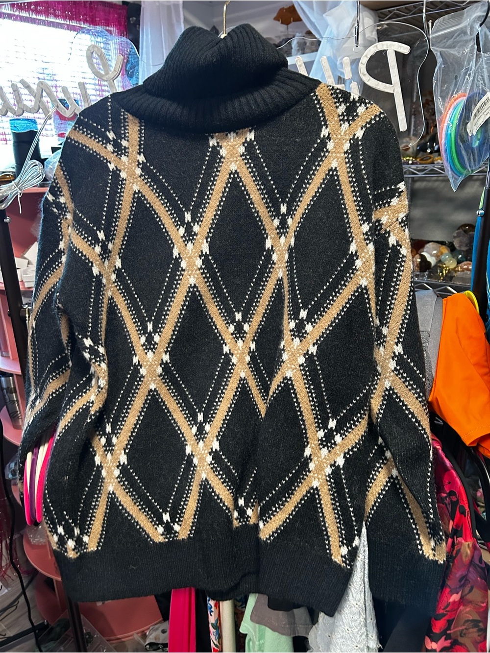 Source Unknown Black and Tan Argyle Turtleneck Sweater - Women